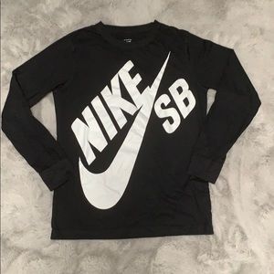 Nike Skateboarding Long sleeves (Pre-owned)